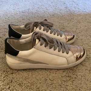 Dolce Vita copper metallic leather Nino sneaker, size 8.5